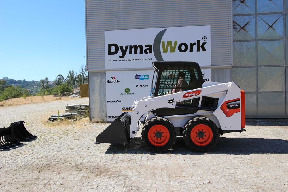 Bobcat Mini Carregador  S450 como nova