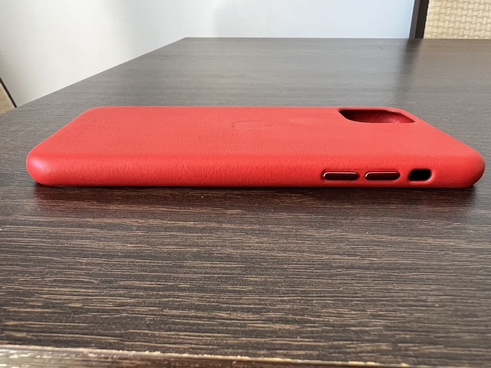 Etui skórzane Apple iPhone 11 Pro Max Product Red - oryginalne