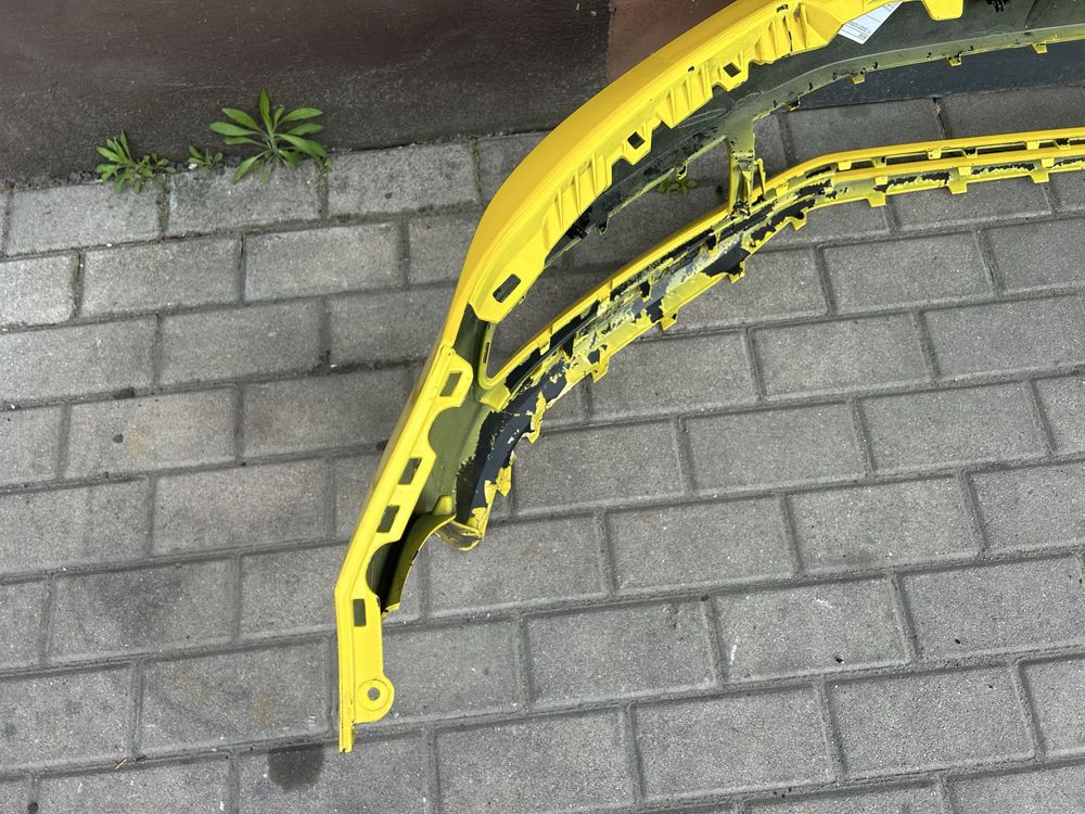Zderzak przód VW Touran III 15r.- 4xPDC Spryskiwacze żółty oryginał