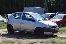 Toyota Yaris 2001r. 1,0 Benzyna Klimatyzacja Wspomaganie 5 Drzwi