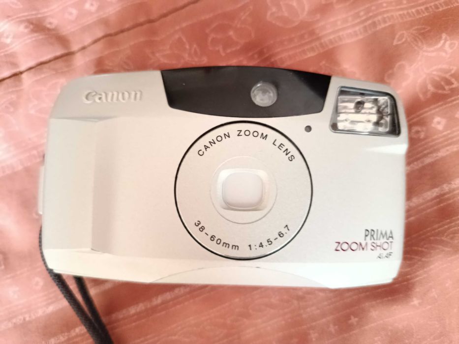 Câmara analógica Canon Prima Zoom Shot AiAf