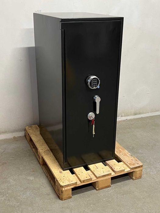Sejfy bankowe, sejf do kantoru 300-900 kg faktura Vat dostawa Gratis