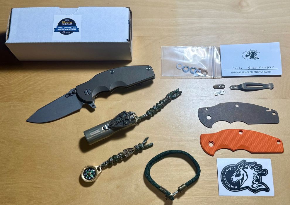 Nóż Rick Hinderer Jurasic Tytan Bronze Mgnacut mega zestaw
