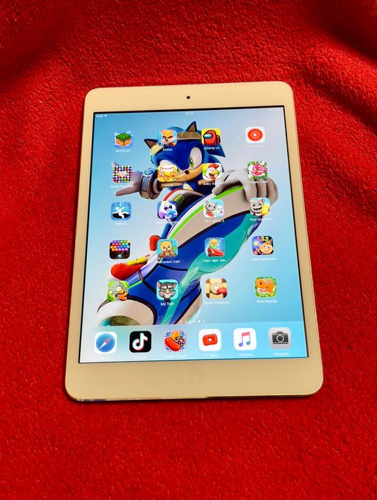 Планшет IPad Mini