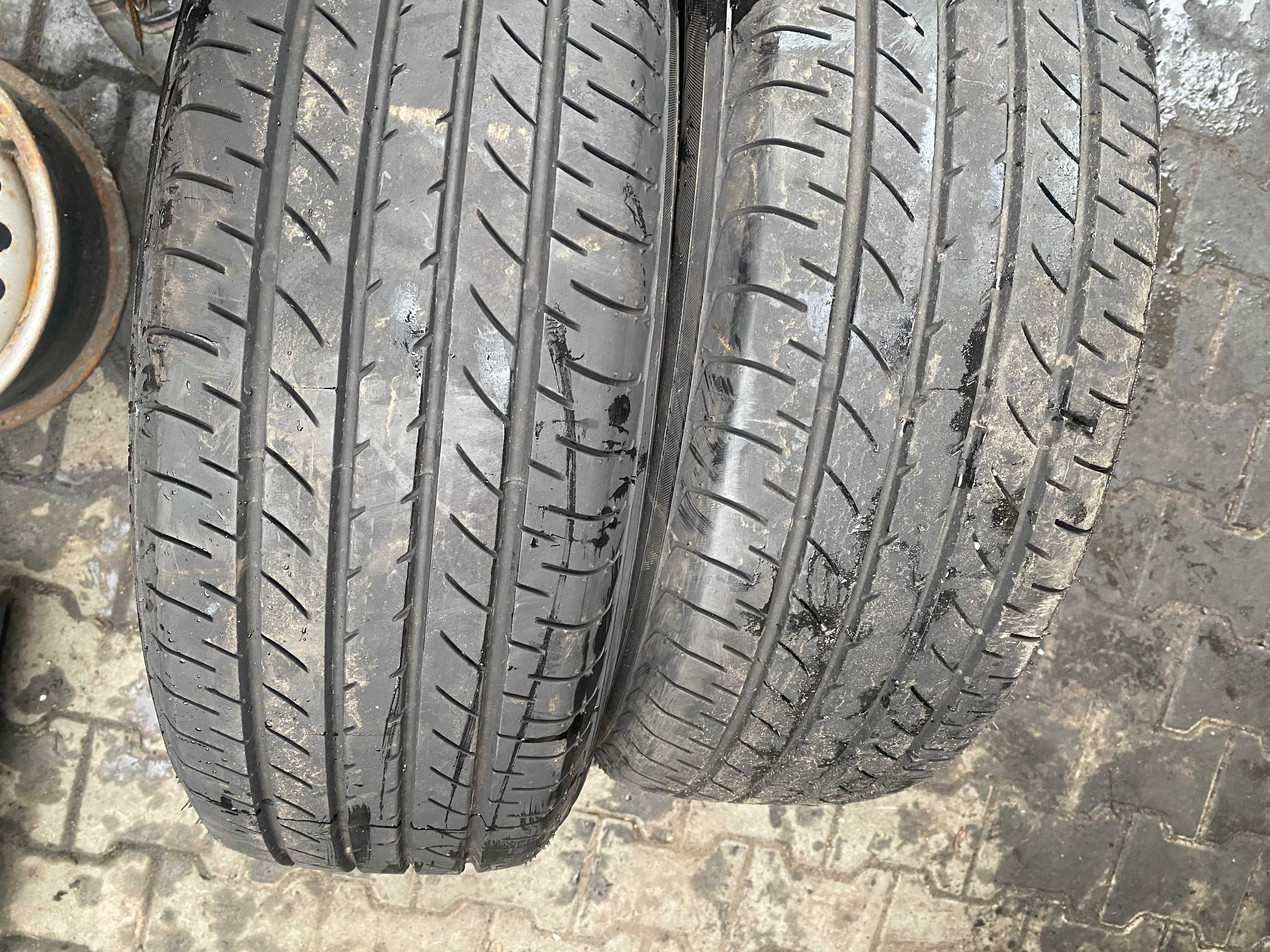 Opony Letnie Yokohama Bluearth e51 225/60 R18 100H 18" X2