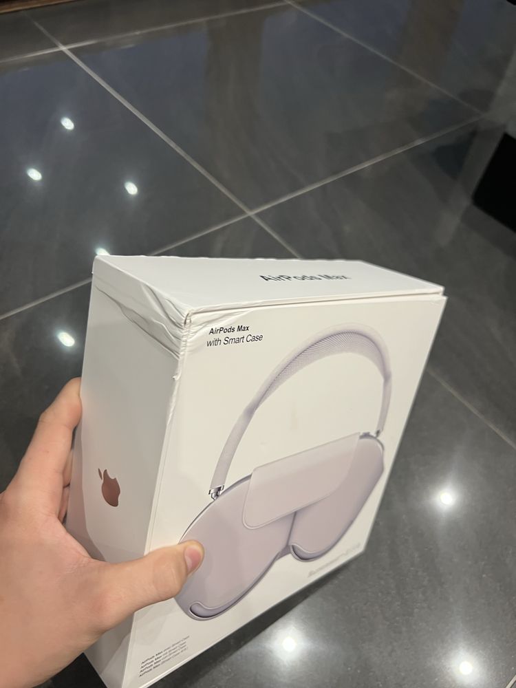 Airpods Max Lighting USZKODZONE