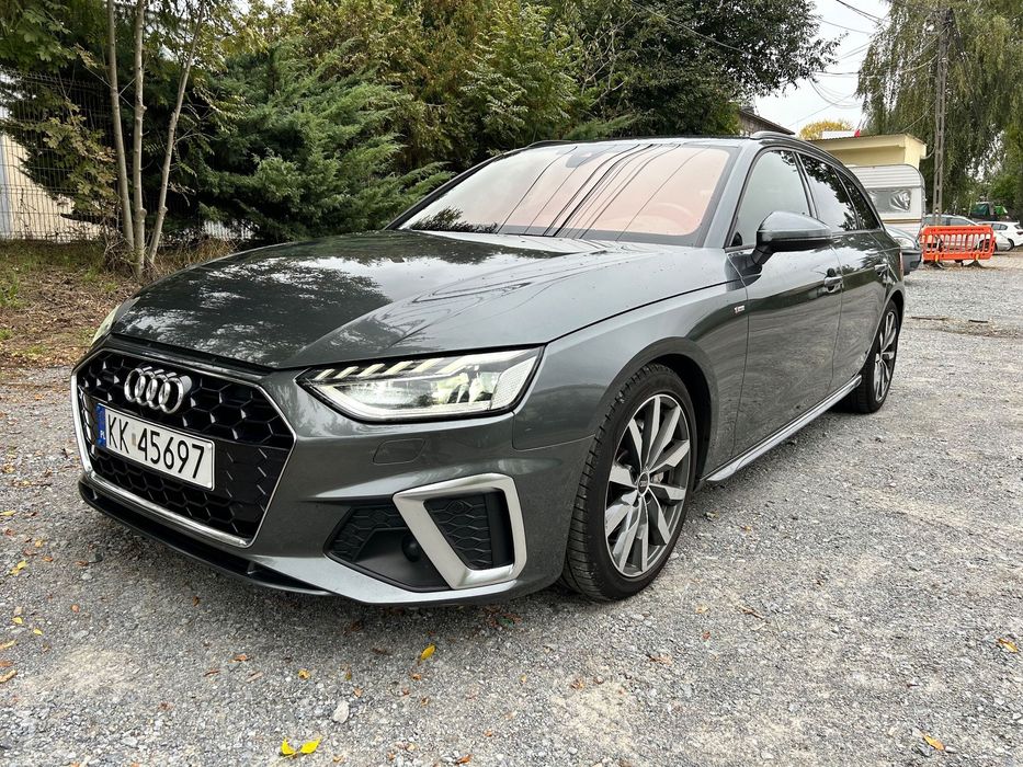 Audi A4 Avant Audi A4 B9 Avant Quattro S line 204KM