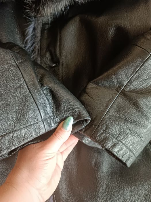 Чоловіча шкіряна дублянка,куртка зимова з хутром єнота на зріст до 175