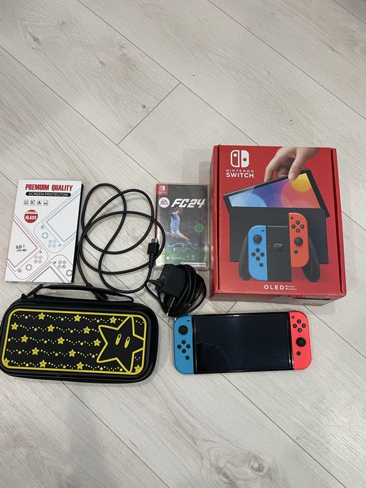 Nintendo switch oled+ 4 gry+ etui+ zestaw szkieł haryowanych