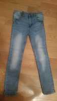 Spodnie rurki jeansy 128