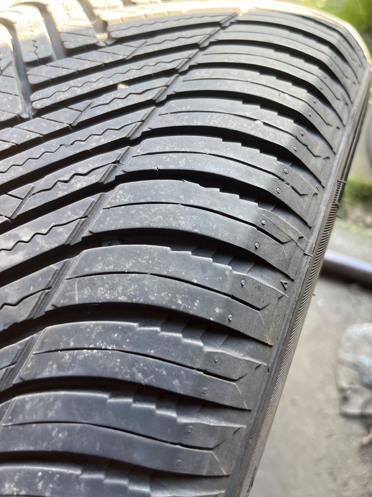 4x 225/50/17 wielosezon Hankook Kinergy 4S 2021 2x6,5mm/2x5,3mm