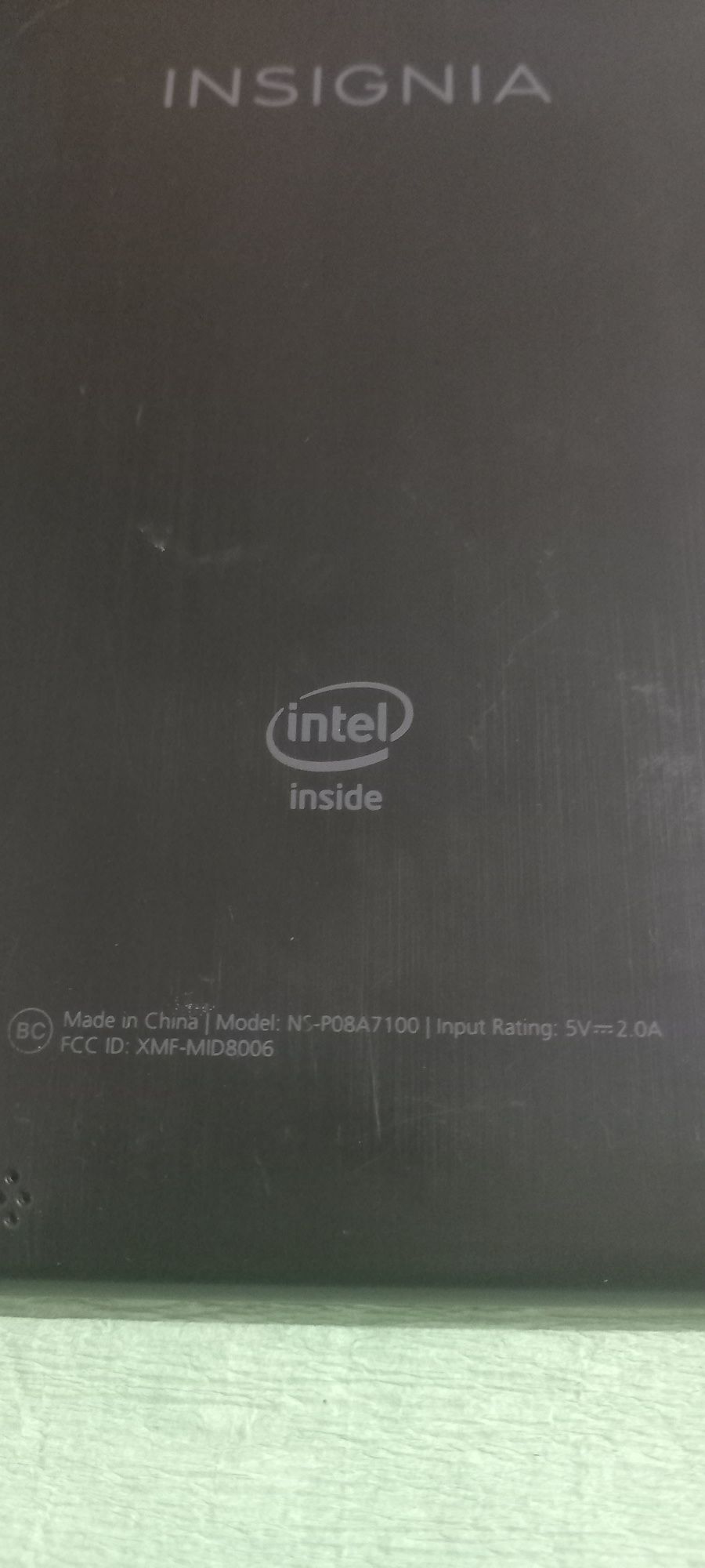 Insignia NS-P08A7100  неробочий