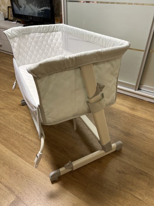 Ліжечко приставне