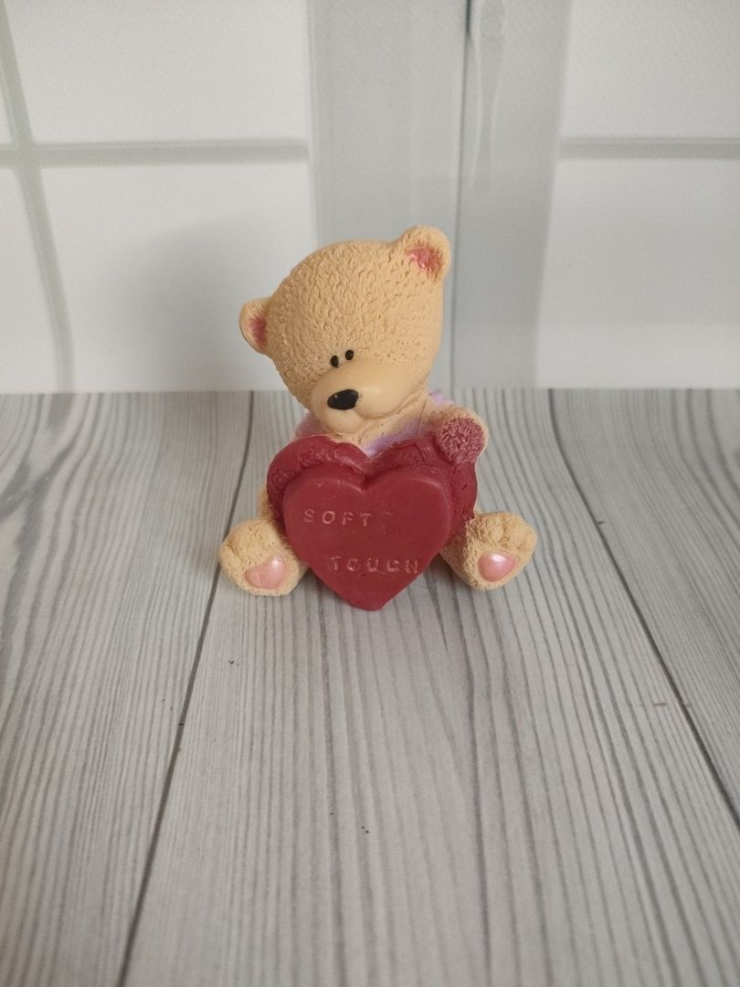 Мишка Тедди с сердцем мыло