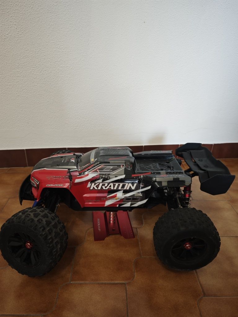 Arrma Kraton 6S 1/8 telecomandado