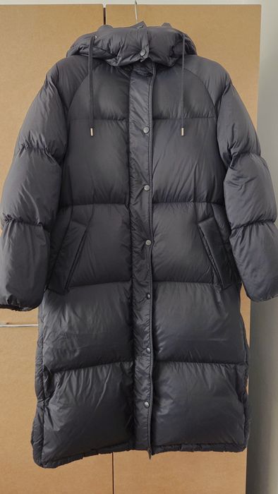 новий пуховик Gant