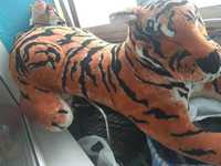 Продам      огромного тигра и не только