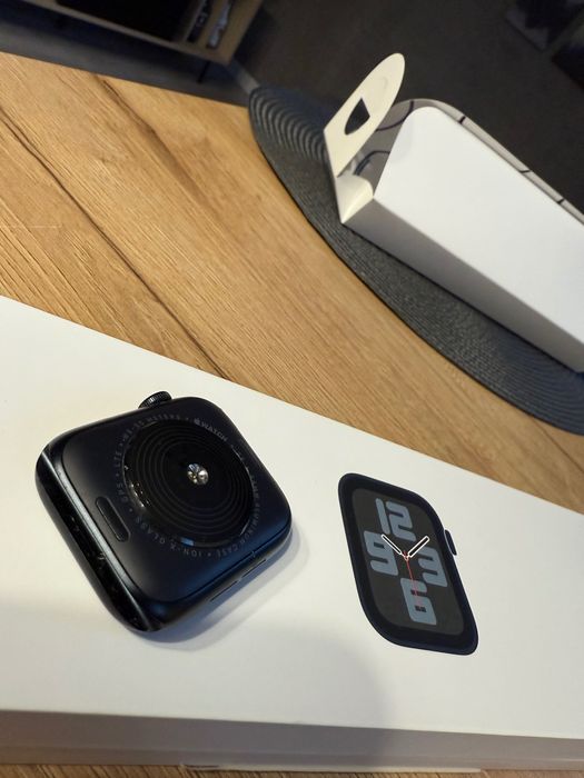Apple Watch SE 2 44mm