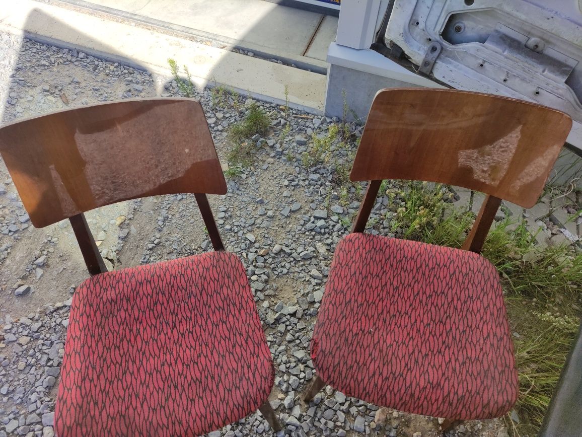 Krzesła stare PRL