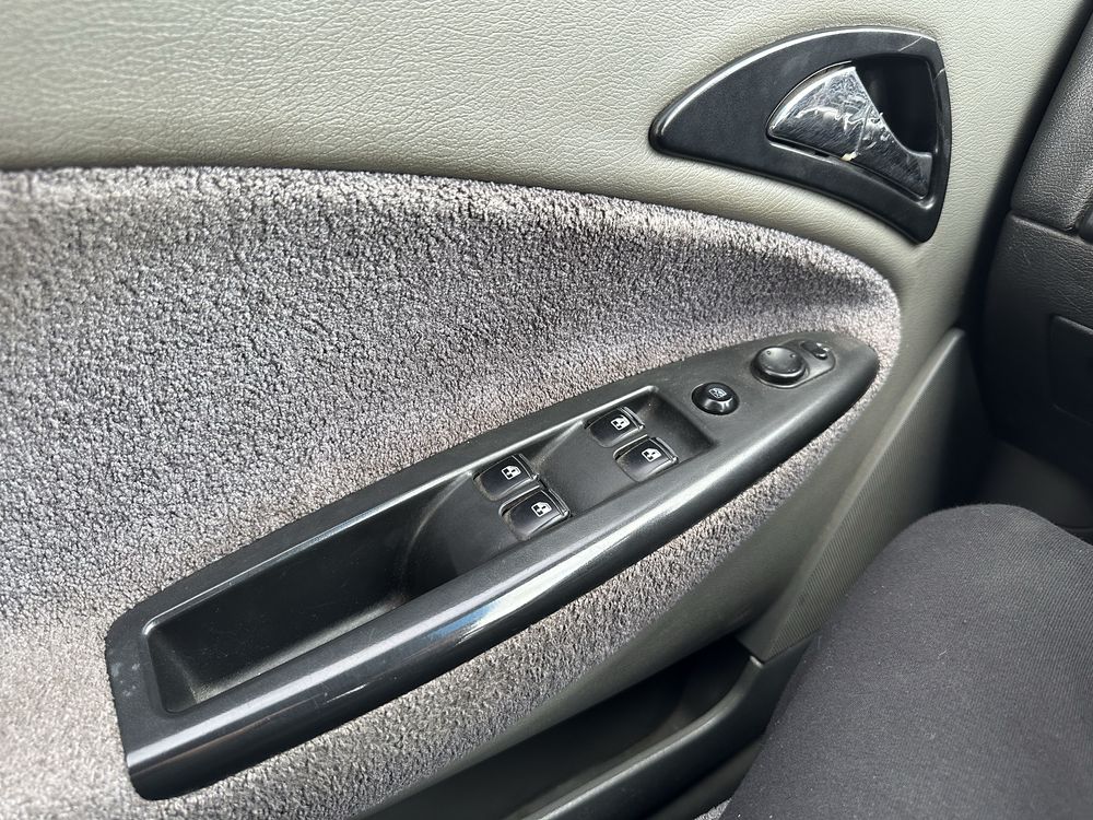 Продам Daewoo Nubira 2 2001года