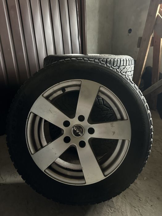 Колеса в зборі 5/120 215/60R17