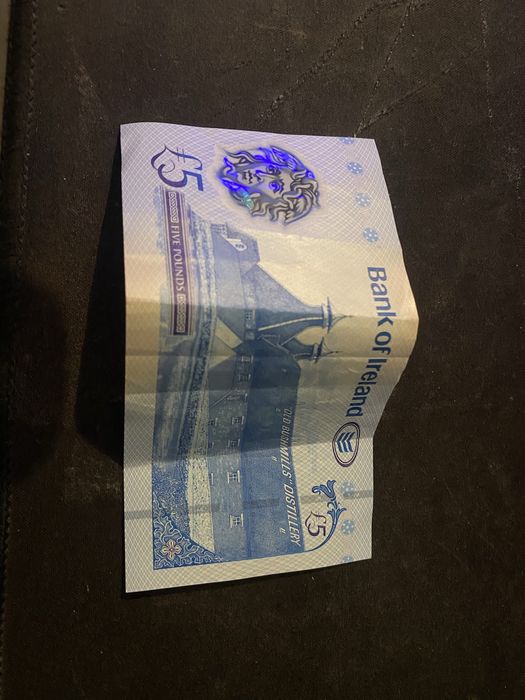 5 franków irlandzkich banknot stan obiegowy
