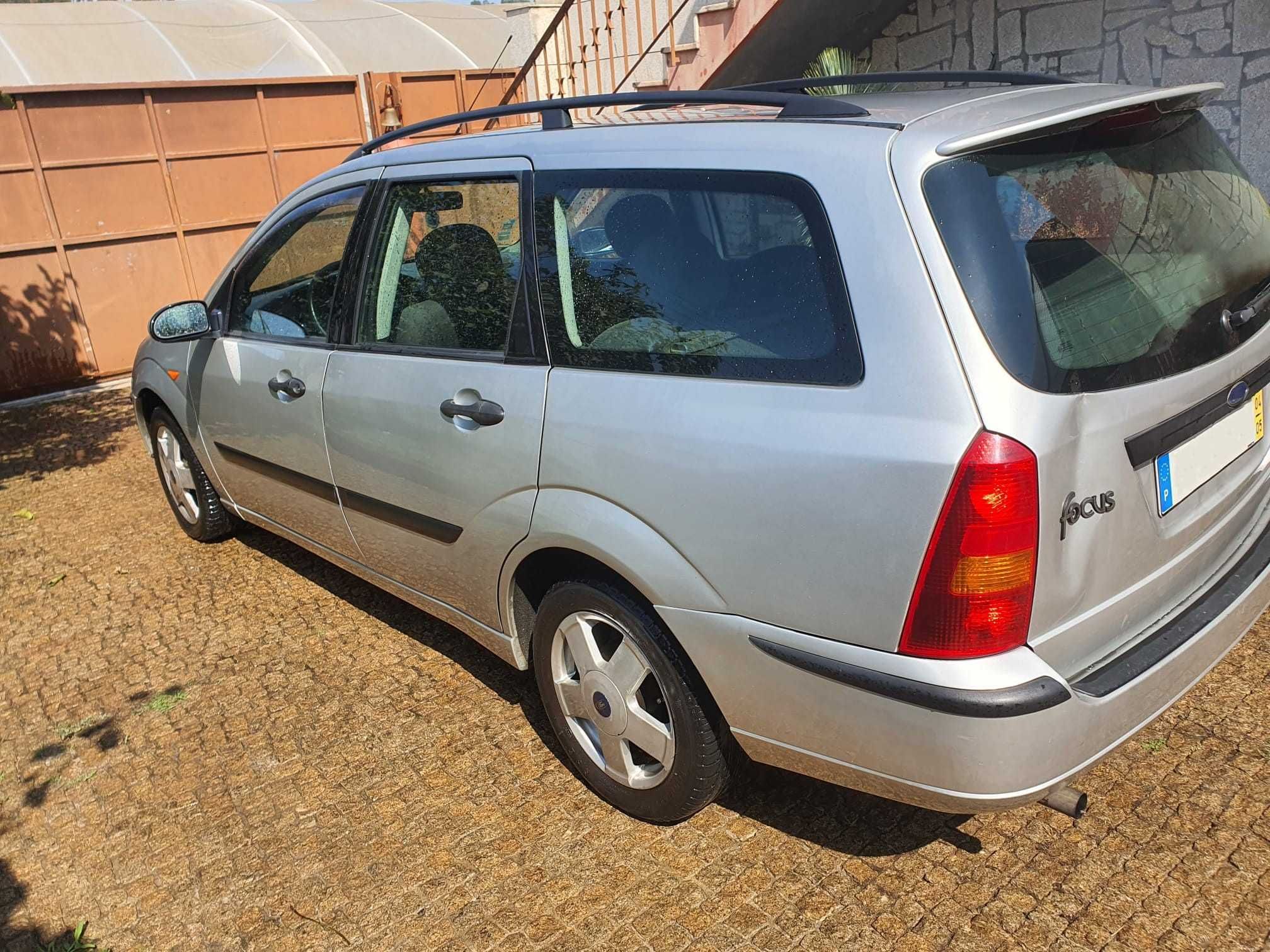 Ford Focus SW 1.4 Gasolina