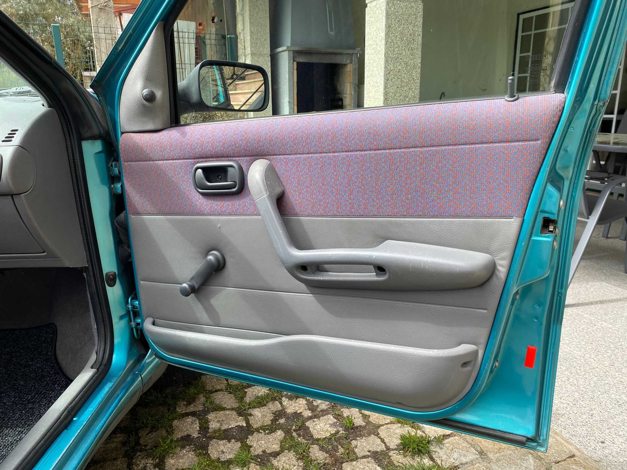 Fiat Punto 1994 carro bem cuidado e estimado