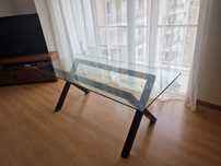 Mesa de jantar de vidro Area
