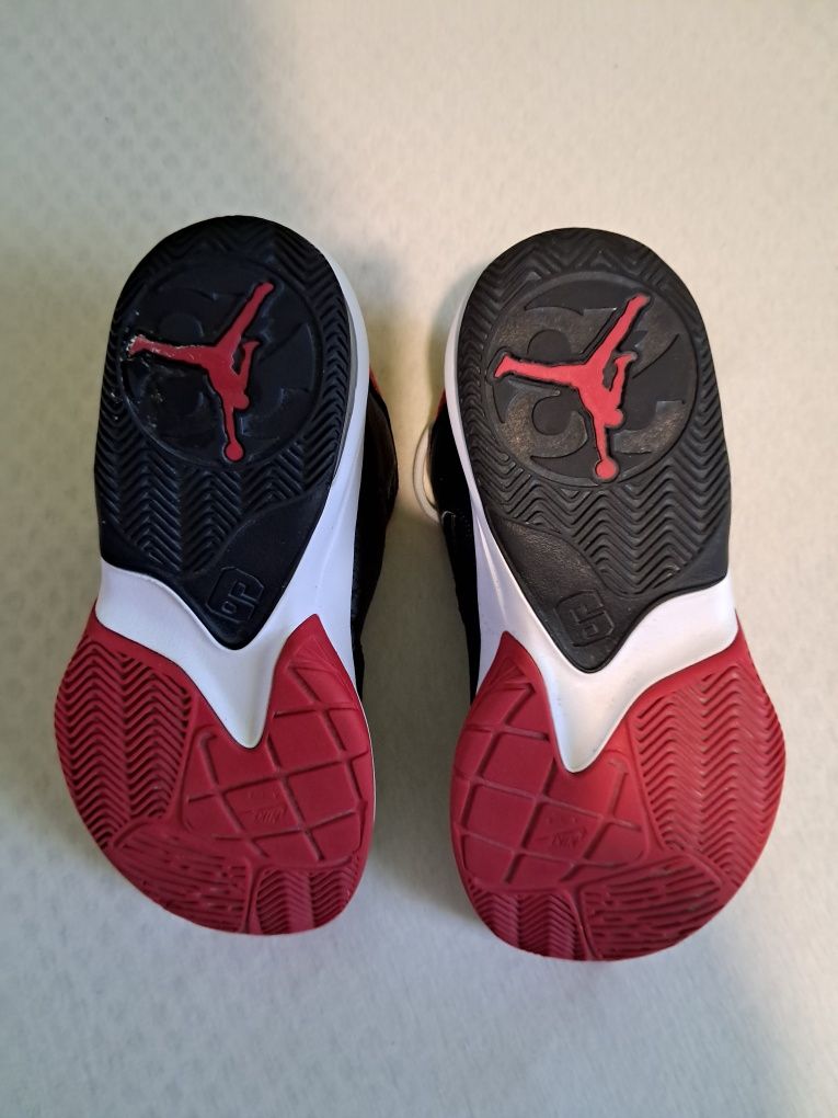 Buty Air Jordan rozmiar 38 cm wkłatka mierzona 24 cm