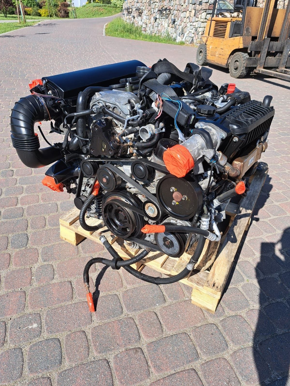 SILNIK KOMPLETNY E KLASA W211 2.2  646.961 motor wysyłka odbiór