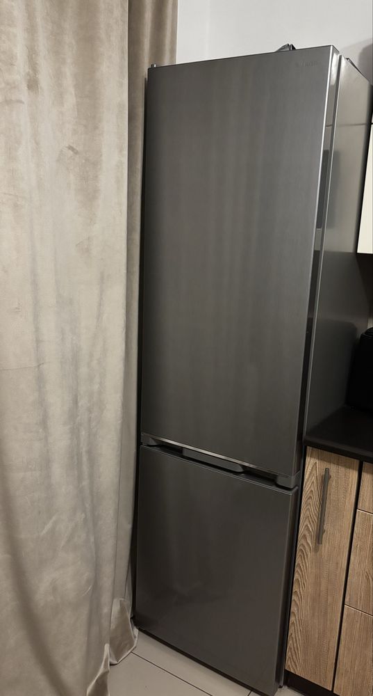Lodówka Sharp SJ‑BA05DTXLFEU No Frost, 180 cm, srebrna