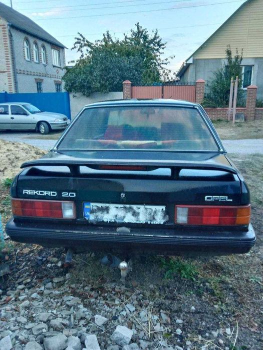 Opel Rekord Cupe 2.0 injector