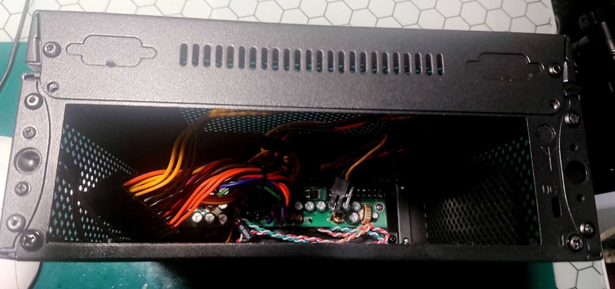 Obudowa ITX Chieftec IX-01B-OP Dokładka MK-35DV Zasilacz DC 85W Stopki