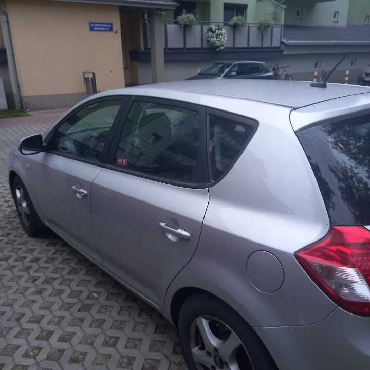 Sprzedam KIA CEED