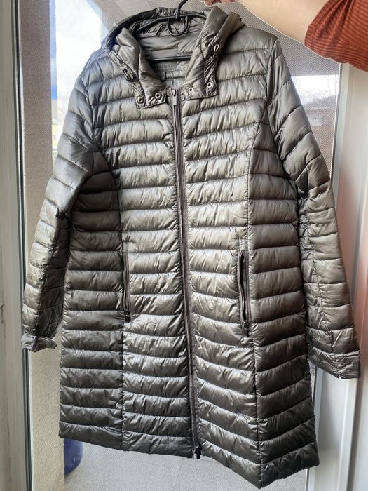 Куртка жіноча подовжена