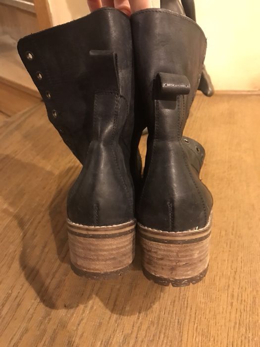 Buty wiązane 38 włoskie a’la Martens czarne skórzane