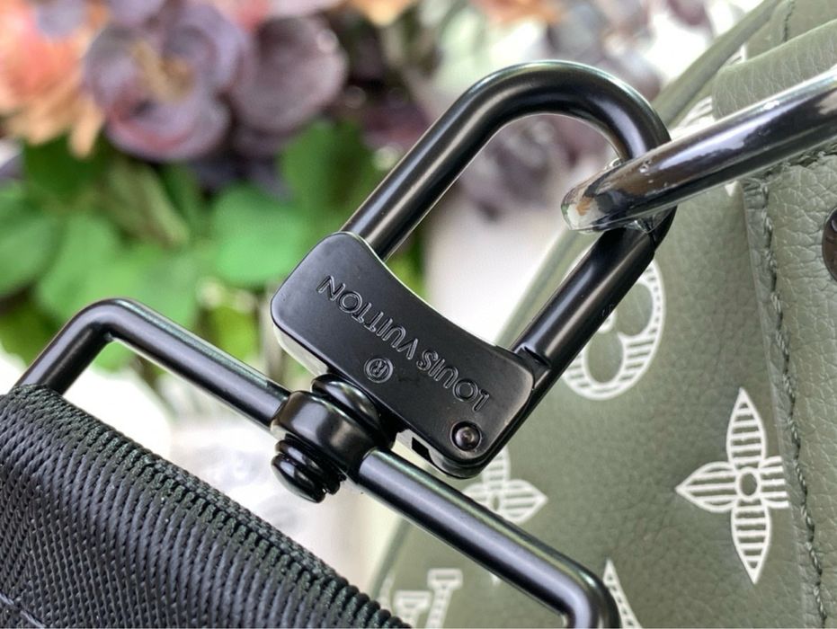 Louis Vuitton keepall зеленая сумка мужская спортивная дорожная