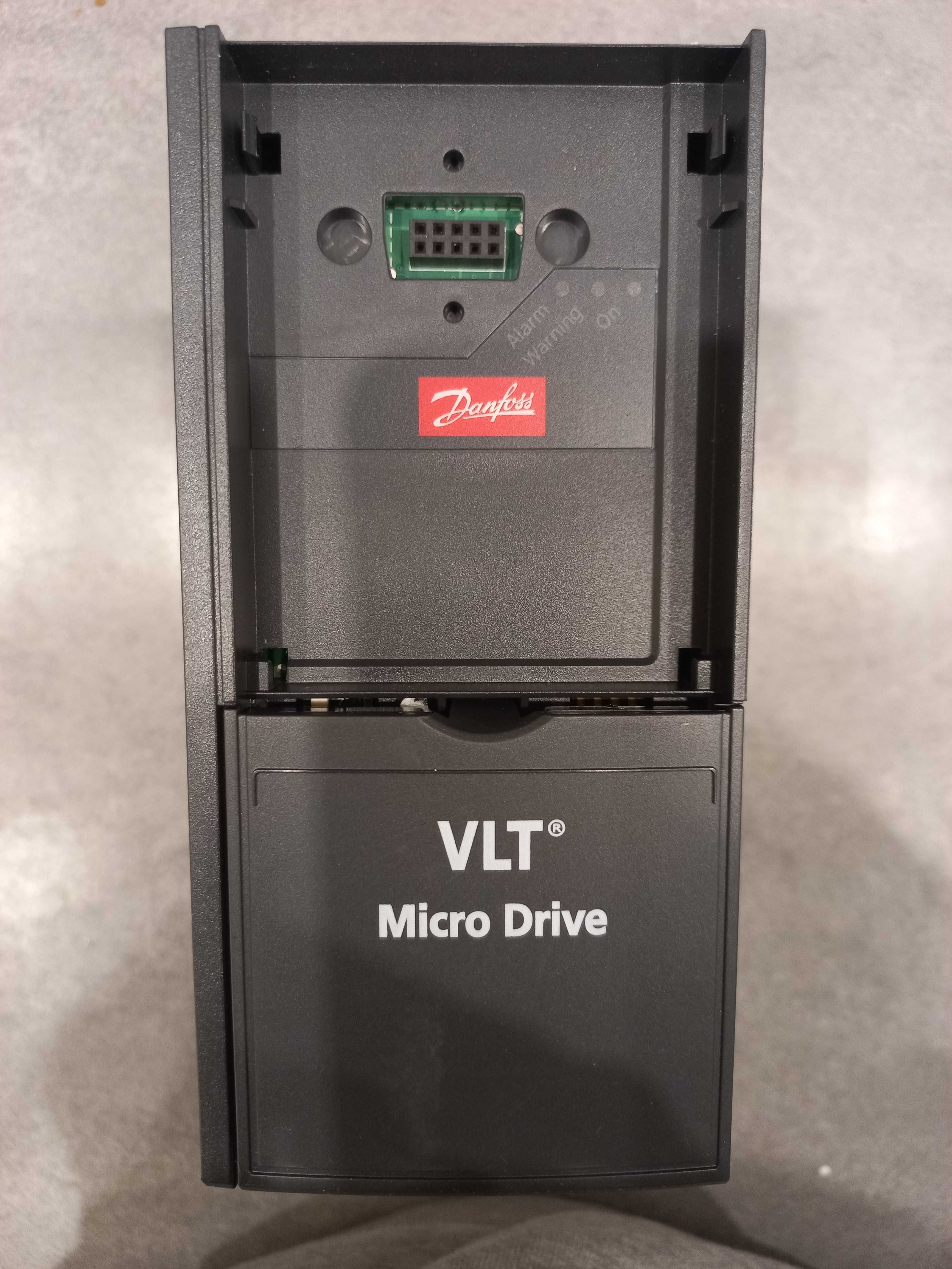 Falownik Danfoss 132 F 0020 1,5 KW