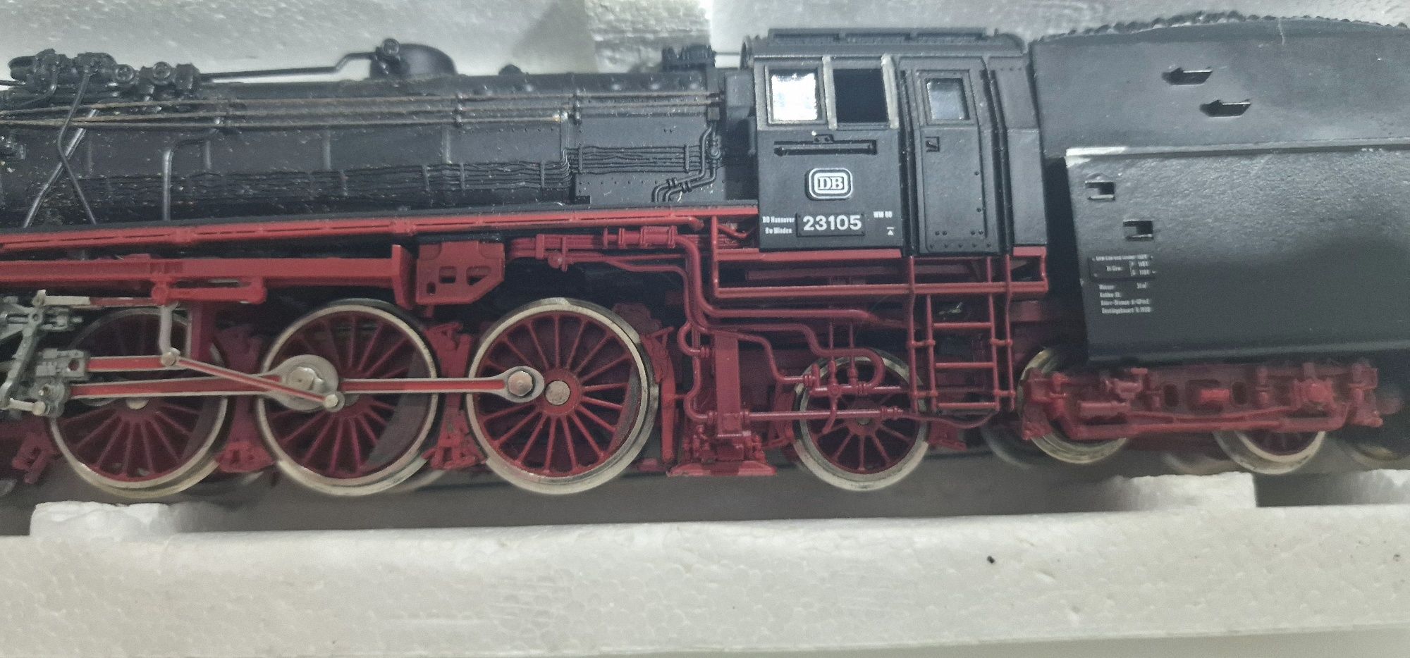Locomotivas carvão  digitais sons reais e fumo novas em caixa.