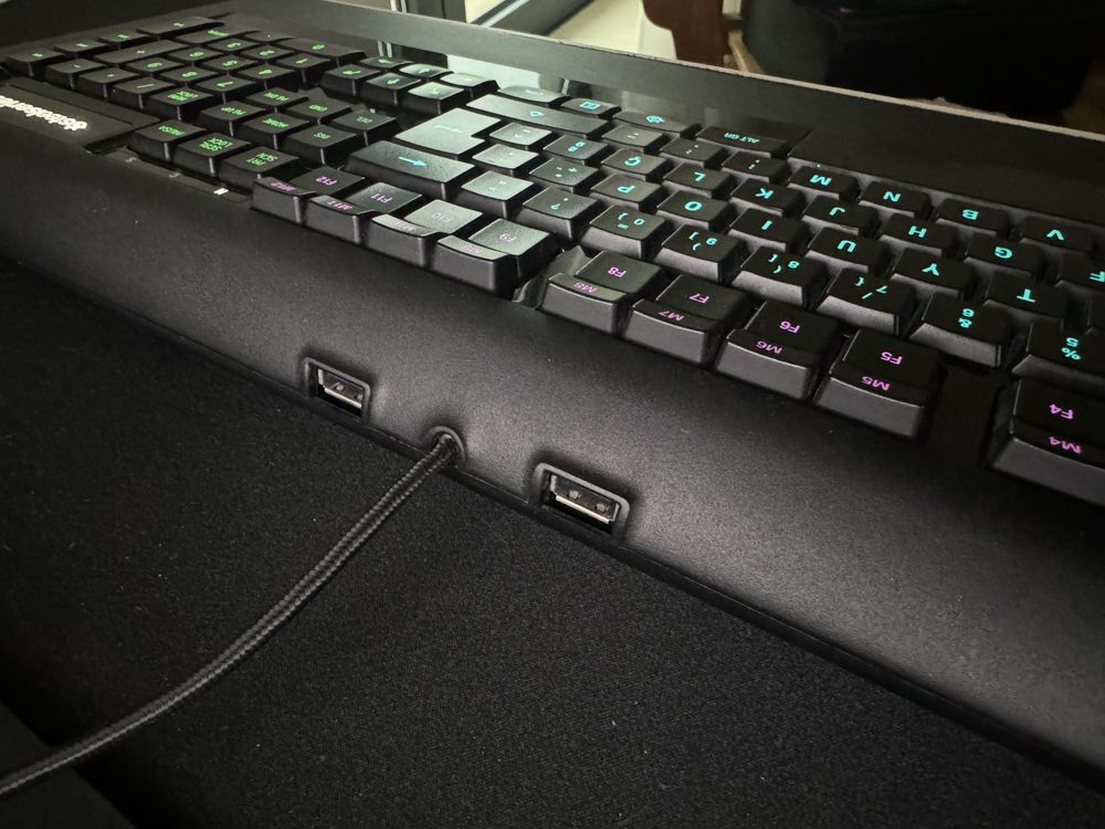 Teclado SteelSeries Apex Gaming 64145