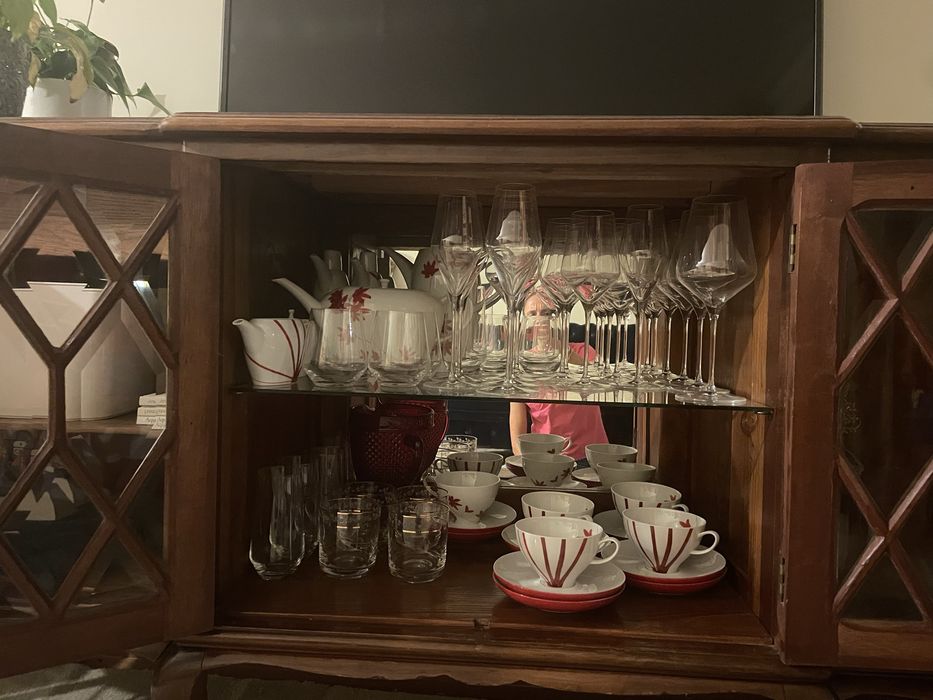 Móvel aparador louçeiro antigo