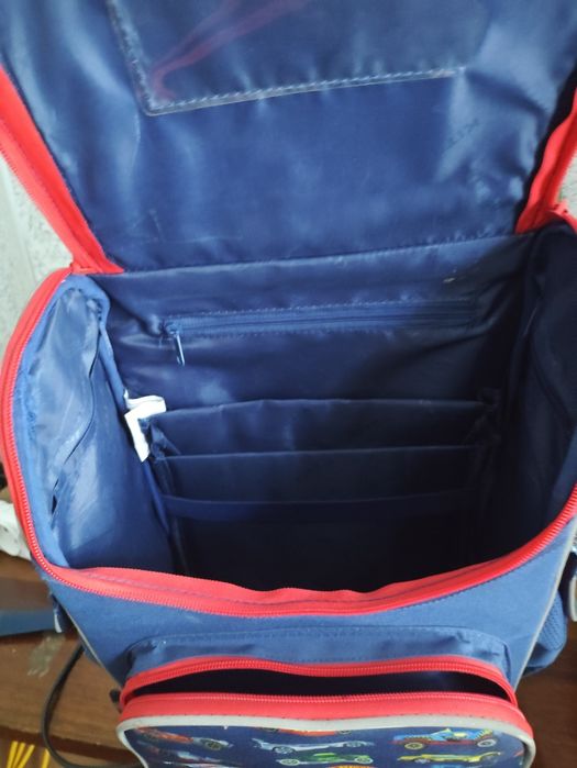 Продам шкільний рюкзак yes