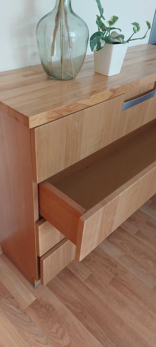 komoda  szuflady prowadnice Blum blat naturalne drewno buk