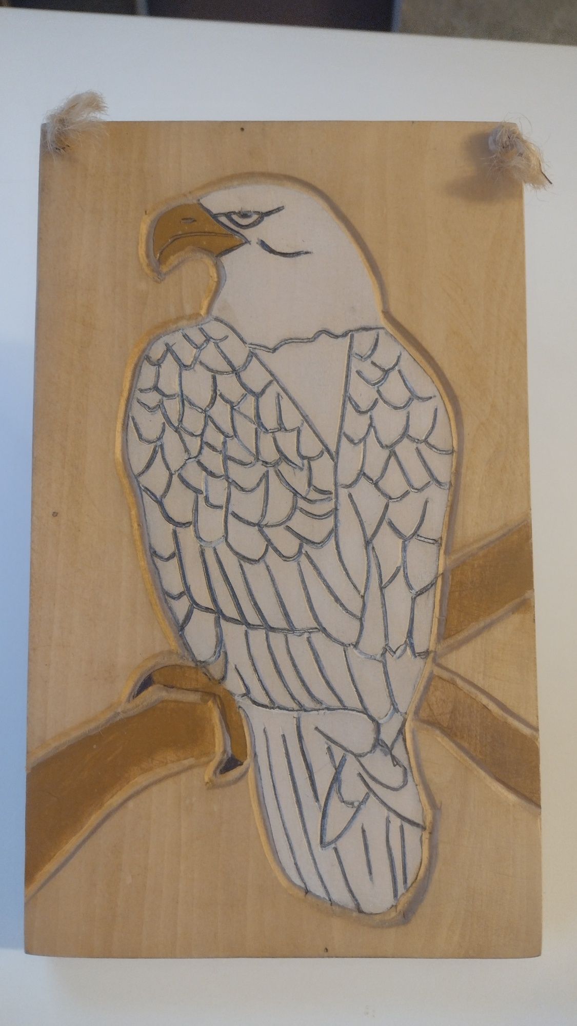 Orzeł, ptak - obrazek wiszący z drewna.