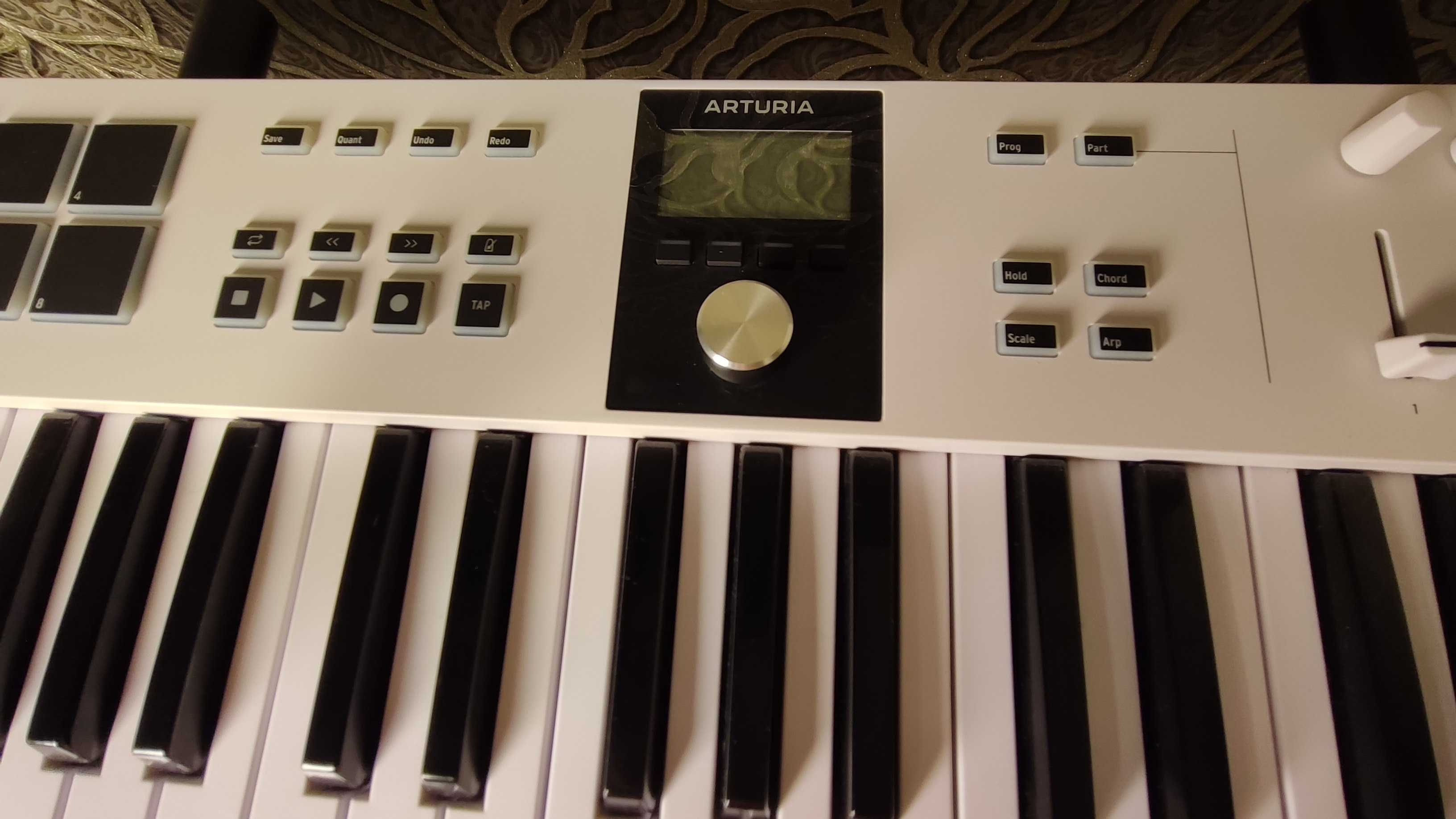 MIDI-клавіатура Arturia KeyLab Essential 61 mk3 (White)