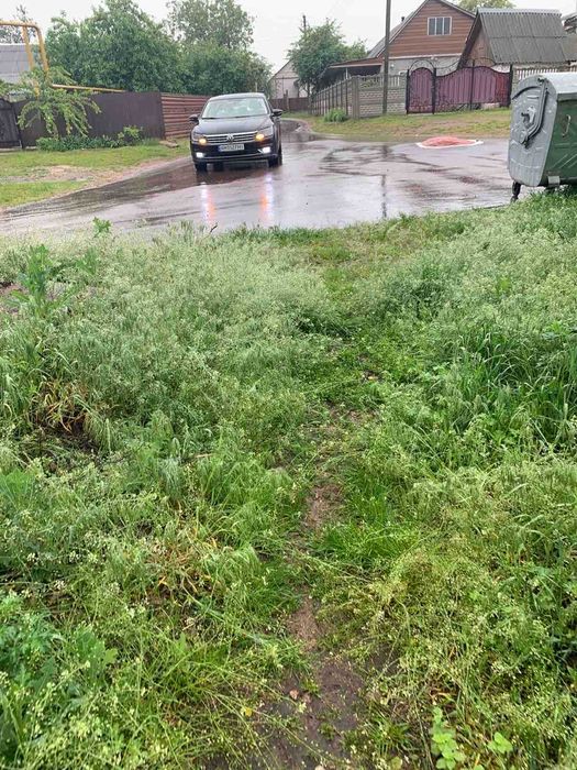 Продаю  земельну  ділянку 23 соток під будівництво (поблизу річки)