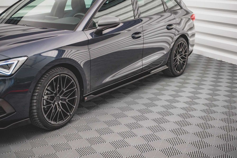 Lâminas de embaladeiras Maxton Design | Seat / Cupra Leon