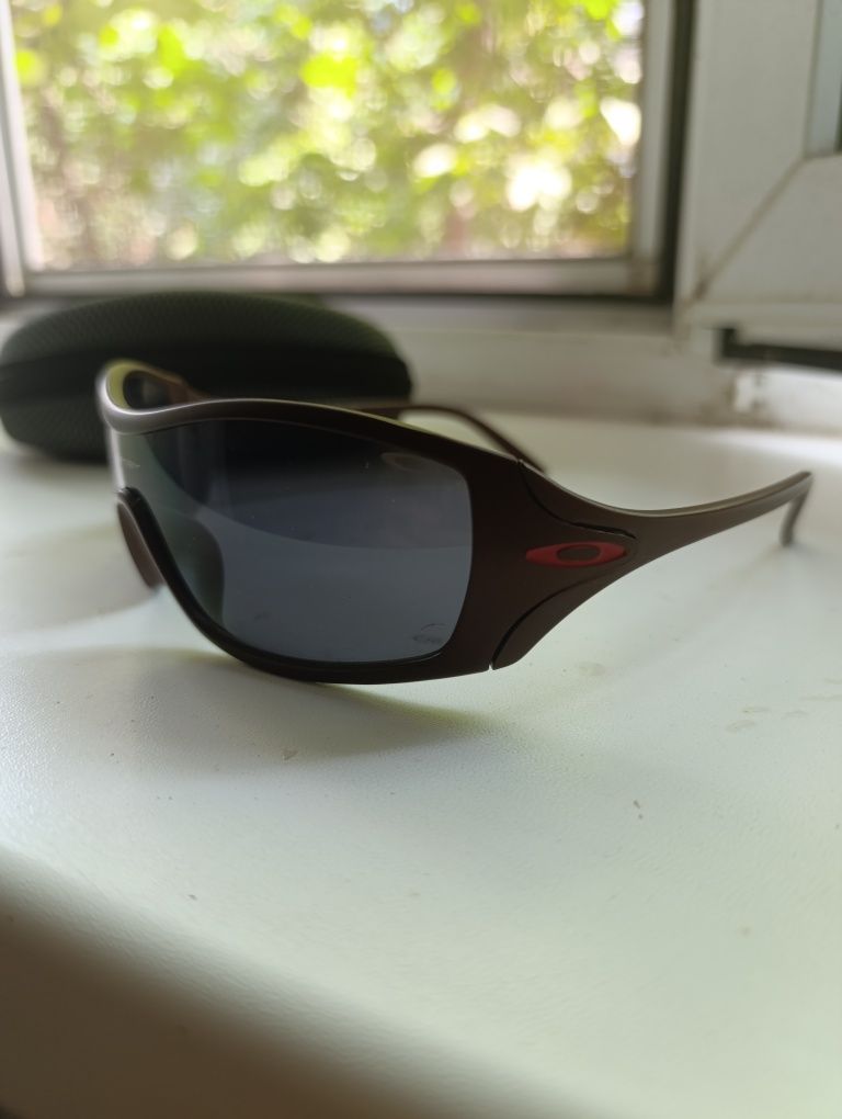 Продам окуляри Oakley