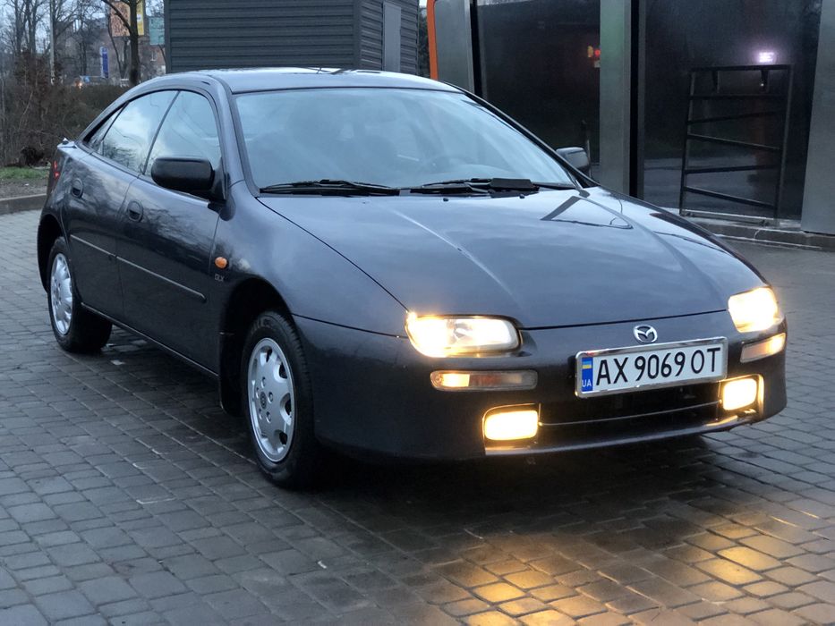 Mazda 323F BA 1998